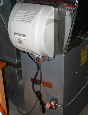 HVAC furnace humidifier