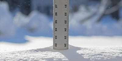 Measuring snowfall with a ruler